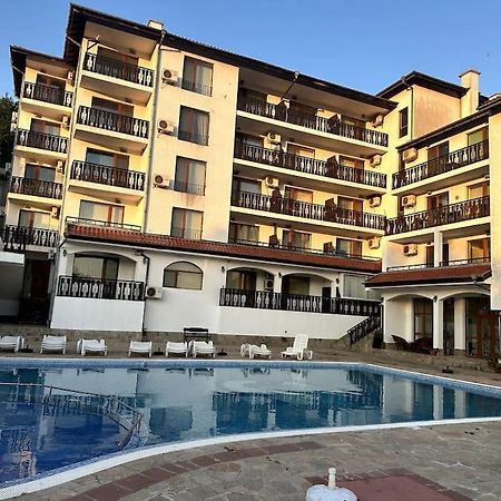 Spacious Fully Furnished Studio In Kavarna Apart Hotel Exteriör bild