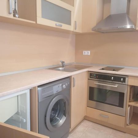 Spacious Fully Furnished Studio In Kavarna Apart Hotel Exteriör bild